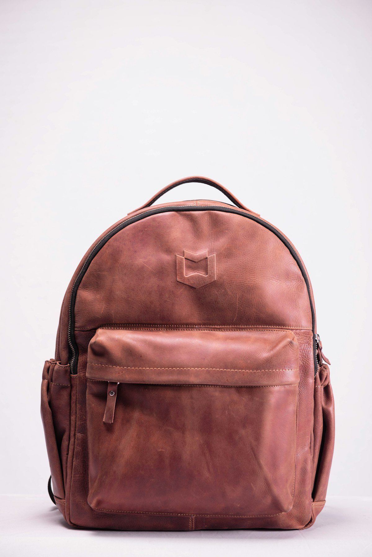 Mochila rosada con diseño funcional